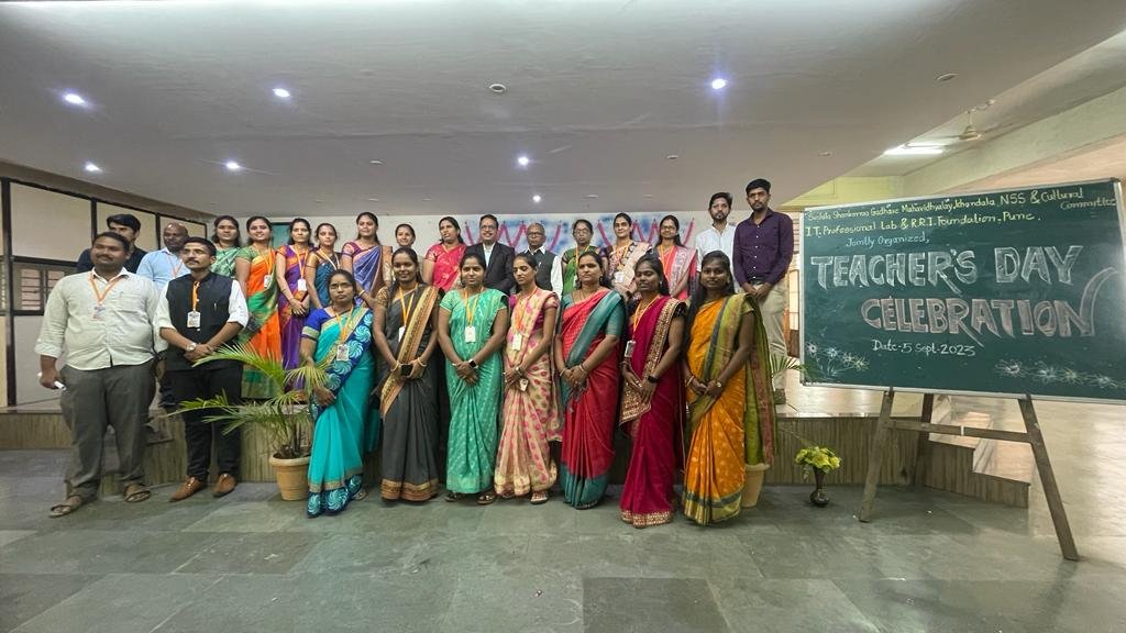 Teachers Day Celebrations at Sushila Shankarrao Gadhave Mahavidyalaya